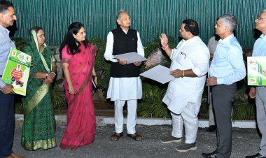 बीज निगम अध्यक्ष गुर्जर की नई पहल: राज सीड्स खरीद पर किसानों को उपहार