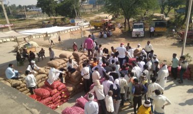 खैरथल प्याज मंडी में किसानों से हो रही धांधली: चर्चा है कि जमकर लूट रहे व्यापारी