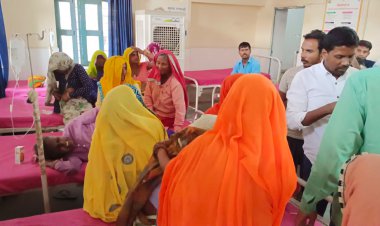 मनरेगा में कार्य करते समय सीमेंट की खंभिया गिरने से आधा दर्जन महिला हुई घायल