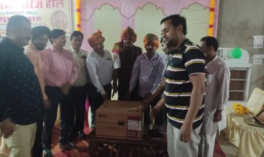 कृषि पर्वेक्षक एवं कार्यवाहक एएओ का सेवाकाल पूरा होने पर खाद बीज दवाई विक्रेता रामगढ़ यूनियन ने समारोह पूर्वक दी विदाई