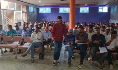 एक दिवसीय कार्यशाला में डिस्कॉमकर्मीयो को दिए सुरक्षा व रखरखाव के टिप्स