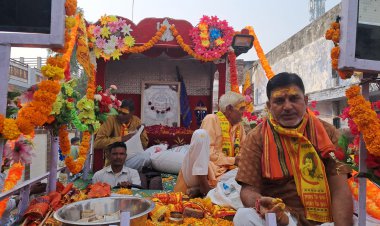 खाटू श्याम मंदिर निर्माण हेतु कठूमर कस्बे के गणेश मंदिर से निकली श्याम निशान ध्वजा यात्रा
