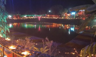 7 लाख 51 हजार दीप एक साथ प्रज्वलित हुए तो जगमगा उठा घोड़ास का गोविंद सरोवर