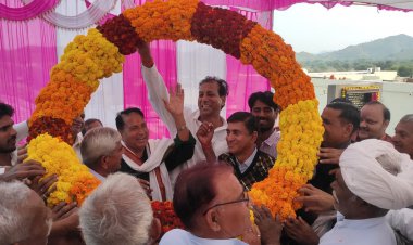 50000 लीटर क्षमता की टंकी व सीसी सड़क सहित लाखों के विकास कार्यों का राज्यमंत्री गुढ़ा ने किया शिलान्यास