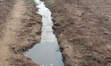 पाइपलाइन लीकेज के चलते 2 महीने से नहीं पानी को तरस रहे वासिंदे: अधिकारीयों व कर्मचारी को अवगत करवाने के बाद भी नहीं हो रहा समाधान