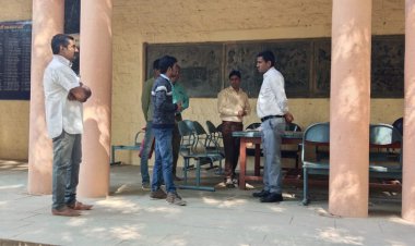 उपखंड अधिकारी ने विधालय निरक्षण में प्रगति रिपोर्ट कम होने पर बी एल ओ को लगाई फटकार दिए निर्देश