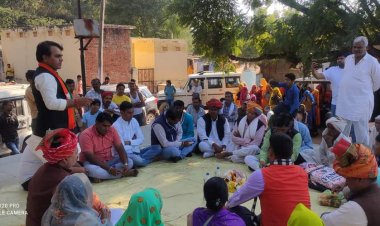 पावटा मे महिलाओं ने गीत गाकर किया जन आक्रोश रैली का स्वागत