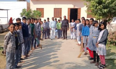श्री टैगोर शिक्षण संस्थान के छात्र छात्राओं ने एसयूपीडब्ल्यू शिविर के माध्यम से सार्वजनिक स्थलों पर किया सेवाकार्य