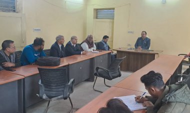 एसडीएम ने गैस सिलेंडर विस्फोटक से बचाव को लेकर बैठक में दिए दिशानिर्देश