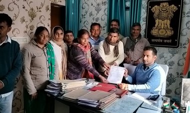 राजस्थान शिक्षा सेवा परिषद संघ ने मुख्यमंत्री के नाम उपखंड अधिकारी को सौंपा ज्ञापन