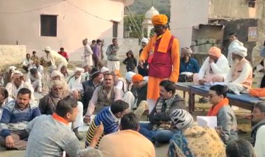 लक्ष्मी देवी काली माता की मूर्ति खंडित करने को लेकर सर्व हिंदू धर्म सभा का किया आयोजन