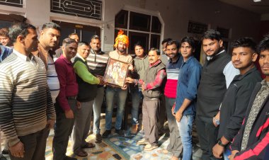 एशियन चैंपियनशिप में सलेक्शन होने पर पुष्पेंद्र शर्मा का कस्बे में किया स्वागत सम्मान