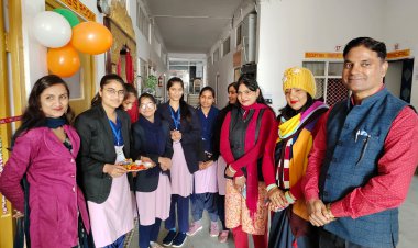 बानसूर में राष्ट्रीय सेवा योजना शिविर के तहत छात्राओं ने किया श्रमदान