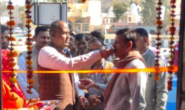 चांवडिया चौराहे पर नई इंदिरा रसोई का चैयरमेन नरेश मीणा ने किया शुभारंभ:  मिलेंगा भर पेट खाना