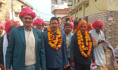 मालपुर विद्यालय के प्रधानाचार्य किशनसिंह सागर हुए सेवानिवृत: लोगो ने जगह जगह माल्यार्पण व साफा बांधकर दी विदाई