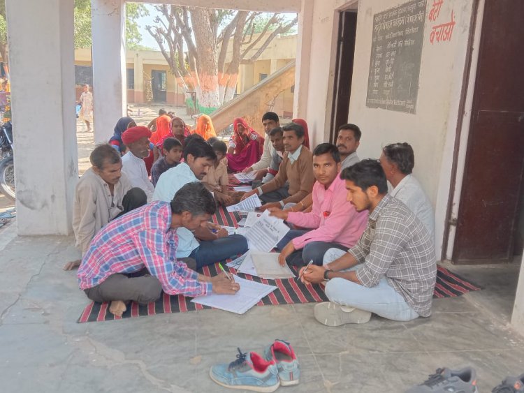 सुमेरपुर क्षेत्र के राजपुरा विद्यालय मे हुआ शिक्षक-अभिभावक दक्षता बैठक का आयोजन