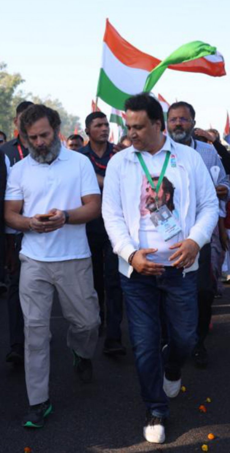 अजय बौहरा ने भारत जोड़ो यात्रा में राहुल गांधी से मुलाकात कर दिया महुआ विधानसभा क्षेत्र का फीडबैक
