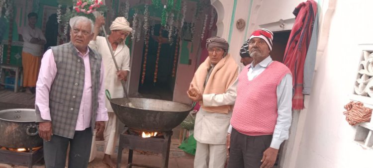 पचलंगी जानकी वल्लभ मंदिर में हुआ पौष बड़ा प्रसादी का आयोजन: भगवान के भोग लगाकर श्रद्धालुओं ने पाई प्रसादी