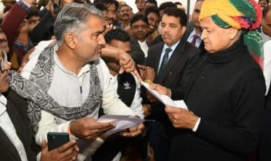 नेता प्रतिपक्ष ने सीएम को कुछ मांगो को लेकर सौंपा ज्ञापन