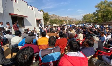 किसान सम्मेलन को लेकर गुढा़ में बुलाई बैठक: मंत्री ने कार्यकर्ताओं एवं जनप्रतिनिधियों को सौंपी जिम्मेदारी