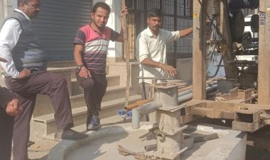 सादडी मे खराब पडे हैण्डपम्प हुए रिपेयर, लोगो को पहुँची राहत