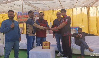 धौलपुर प्रीमियर लीग मे स्पाइसी ट्रीट रही विजेता: अरविंद रहे मैन ऑफ द मैच