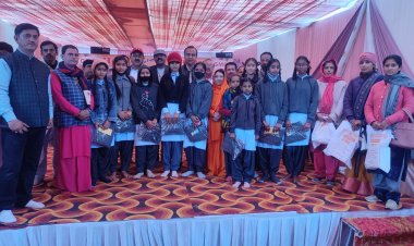 दान करने से मिलती है मोह से मुक्ति होते हैं कष्ट दूर- गोविन्दगीरी महाराज