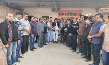 शिक्षक संघ शेखावत ने सौंपा विधायक रुपाराम मुरावतिया को ज्ञापन