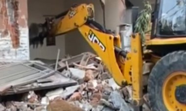 वरिष्ठ शिक्षक भर्ती पेपर लीक में मास्टरमाइंड के घर पर चला JDA का बुलडोजर