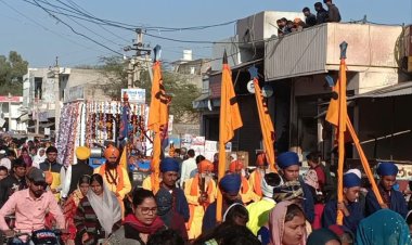 गोविन्दगढ़ कस्बे में श्रद्धापूर्वक मनाया गुरु गोविंद सिंह का प्रकाश पर्व