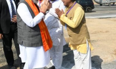 प्रधानमंत्री नरेंद्र मोदी से शंकरलाल माली ने शिष्टाचार भेंट कर माली समाज का बढ़ाया मान