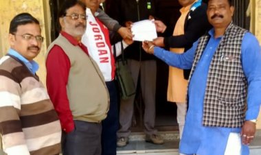 जिले में चोरियों का जल्द हो खुलासा: व्यापार महासंघ ने कलेक्टर के नाम उपखंड अधिकारी को सौंपा ज्ञापन