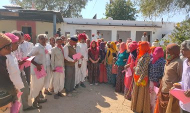 हाथ से हाथ जोड़ों अभियान के तहत सिंदरू में ग्रामवासियों से मुलाकात की