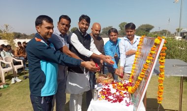 गुढ़ागौड़जी मैं पुलवामा में शहीद हुए शहीदों को दी श्रद्धांजलि