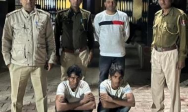 अश्लील वीडियो बनाकर सेक्ट चैट करने वाले 2 युवक गिफतार: 4 मोबाईल जब्त