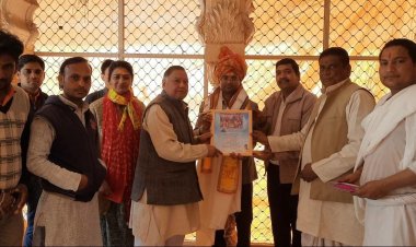 एस डी एम हेमंत कुमार का स्थानांतरण हो जाने पर दी गई भावभीनी विदाई