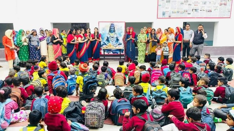 द बोहराज ग्लोबल स्कूल महुआ में महाशिवरात्रि पर विद्यालय परिवार ने की भोलेनाथ की भव्य पूजा अर्चना