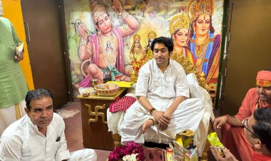 पूर्व विधायक चौधरी ने बागेश्वर धाम बालाजी मंदिर में की पूजा अर्चना:क्षेत्र में अमन-चैन और सुख समृद्धि की कामना की