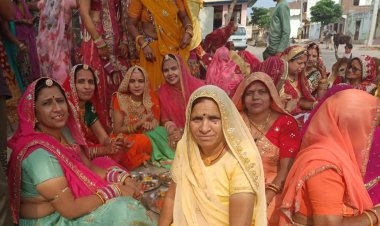 दशामाता पूजी, कहानियाँ सुनी, व्रत किया,सेल्फी ली,परिवार की खुशहाली की कामना की