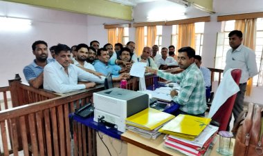 पहाड़ी क्षेत्र के दर्जनों पंचायतों के ग्रामीणों ने नीमकाथाना जिला में शामिल करने का सौंपा ज्ञापन