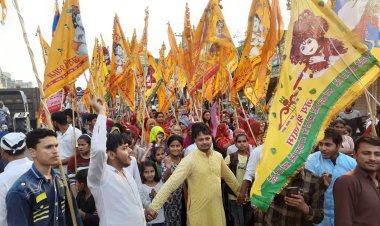 बानसूर में निकली बाबा श्याम की शोभायात्रा