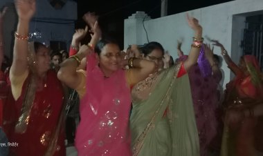 नगर भ्रमण करके गणगौर की निकाली तेल बिंदौरी