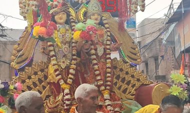 प्राचीन ऐतिहासिक मेले का हुआ आगाज,गाजे बाजे के साथ निकली ईश्वर गौरा की सवारी