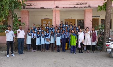 स्वच्छोत्सव के तहत बालिका विद्यालय में विभिन्न प्रतियोगिताएं आयोजित