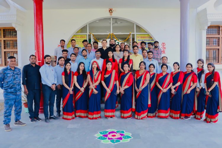 सीबीएसई सेकेट्री   अनुराग त्रिपाठी द्वारा बोहराज स्कूल महुआ में विशिष्ट प्रशिक्षण कार्यशाला संपन्न
