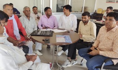 गुढ़ा बचाओ संघर्ष समिति ने की प्रेस कांफ्रेंस, पुलिस प्रशासन पर लगाए आरोप