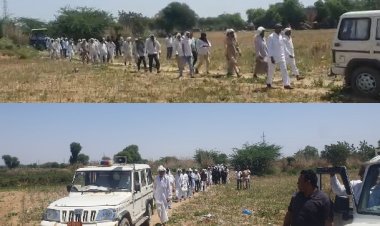 रामगढ़ के डोली बास में शीतला माता मंदिर व कब्रिस्तान की विवादित जमीन पर मृतक को दफनाने पर विवाद की स्थिति की आशंका: भारी पुलिस बल के साथ पर पहुंचा प्रशासन