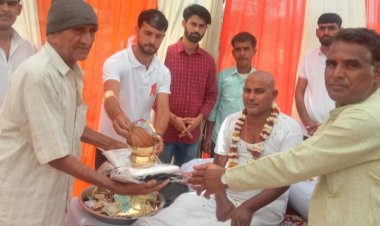 हरिपुरा के खान वाले बालाजी मंदिर के भंडारे में हसनला धाम के संत मौनी दास महाराज का हुआ सम्मान