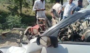 बलरामपुर में भीषण सड़क हादसा,पति- पत्नी सहित तीन बच्चों की मौत