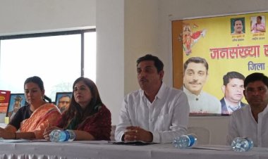 संख्त जनसंख्या नियंत्रण कानून की मांग को लेकर उदयपुर में हस्ताक्षर अभियान का शुभारंभ